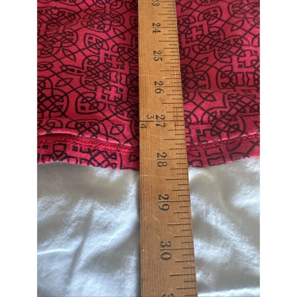 Catherines Plus Size 3X Knit Tunic Top Red Black Geometric Print Stretch V-Neck - Picture 9 of 10